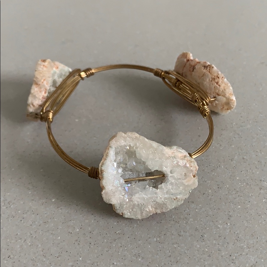 Bourbon And Bow Ties Bangle White Stone 25$